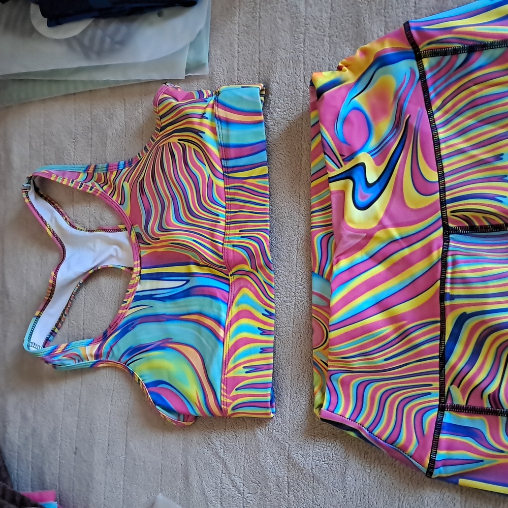 Colorful Swirl Sports Bra and Leggings Set